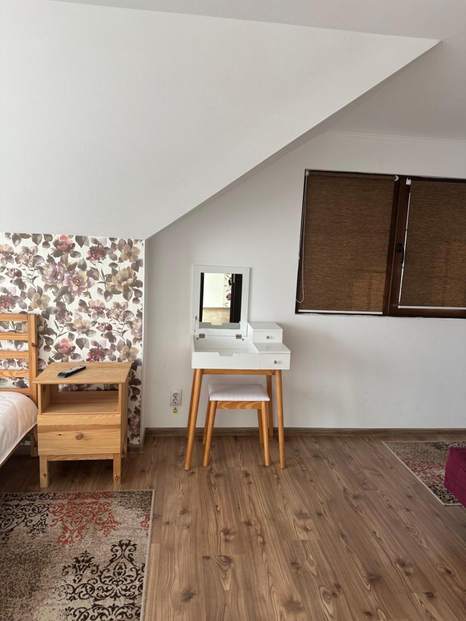 Lunca Lui Dan Hotel Войняса Екстериор снимка